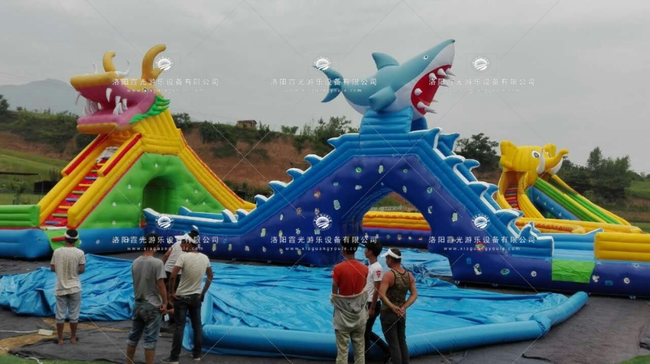 黔南龙鲨嬉水水上乐园